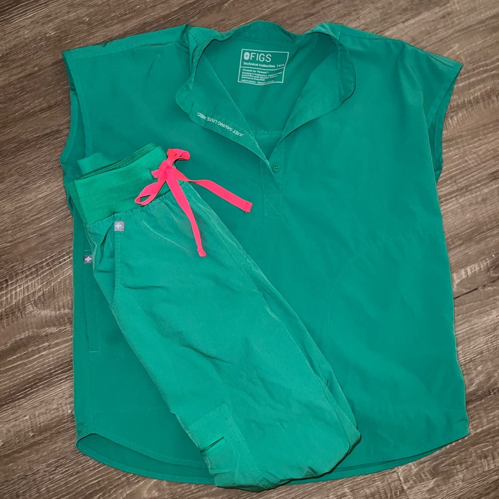 XXS FIGS SAFETY GREEN